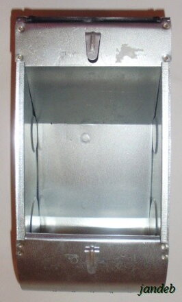 Kŕmny automat 1,5l
