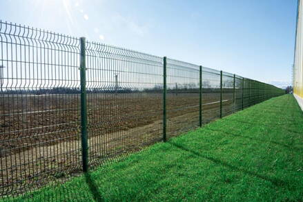 Panel EUROSTANDARD 3D 2500x1230/200x50/4,00 mm, plotový, zeleny, RAL6005