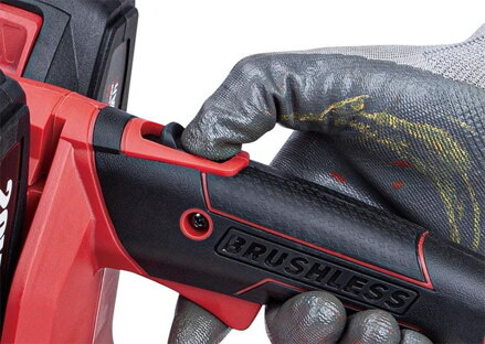 Píla Worcraft CGC-S40LiBA, 2x20V, Li-Ion, 16", reťazová, 40 cm, bezuhlíková