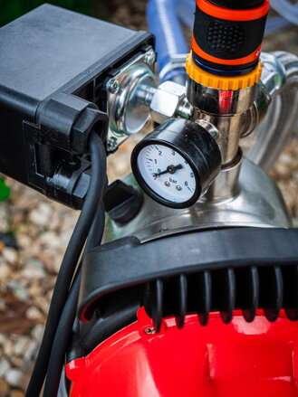 Vodáreň STREND PRO GARDEN, 1000W, 3500 l/h, 24 lit., nerez