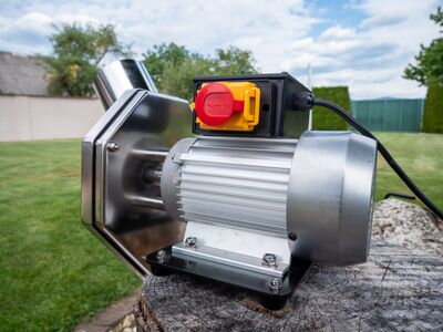 Drvič Strend Pro EFC-2, na ovocie, 550 W, 1 lit., 200 kg/hod., 43x22x33 cm Drvič Strend Pro EFC-2, na ovocie, 550 W, 1 lit., 200 kg/hod., 43x22x33 cm