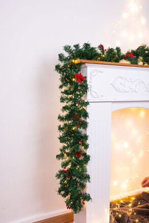 Girlanda MagicHome Vianoce, 50 LED, teplá biela, 3xAA, 8 funkcií, L-2,7 m Girlanda MagicHome Vianoce, 50 LED, teplá biela, 3xAA, 8 funkcií, L-2,7 m