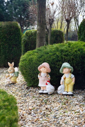 Dekorácia MagicHome, Chlapček s húskou, keramika, 15,5x25,5x44,5 cm