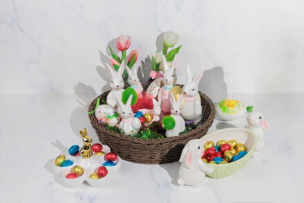 Dekorácia MagicHome, Zajačik s miskami na vajíčka, biela, keramika, 15x15x11,7 cm Dekorácia MagicHome, Zajačik s miskami na vajíčka, biela, keramika, 15x15x11,7 cm
