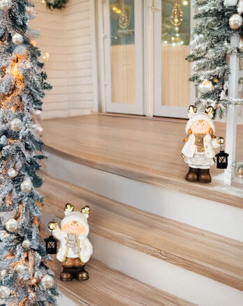 Dekorácia MagicHome Vianoce, Dievčatko s lampou, 15x22.8x40 cm Dekorácia MagicHome Vianoce, Dievčatko s lampou, 15x22.8x40 cm