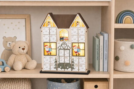 Dekorácia MagicHome Vianoce, Adventný kalendár Domček, drevený, 8xLED, teplá biela, 2xAAA, IP20, 26x7x32 cm